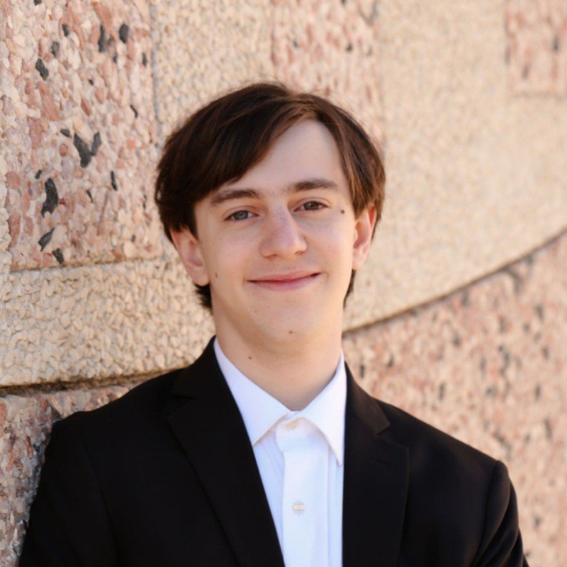 Elliot Purdum  professional headshot